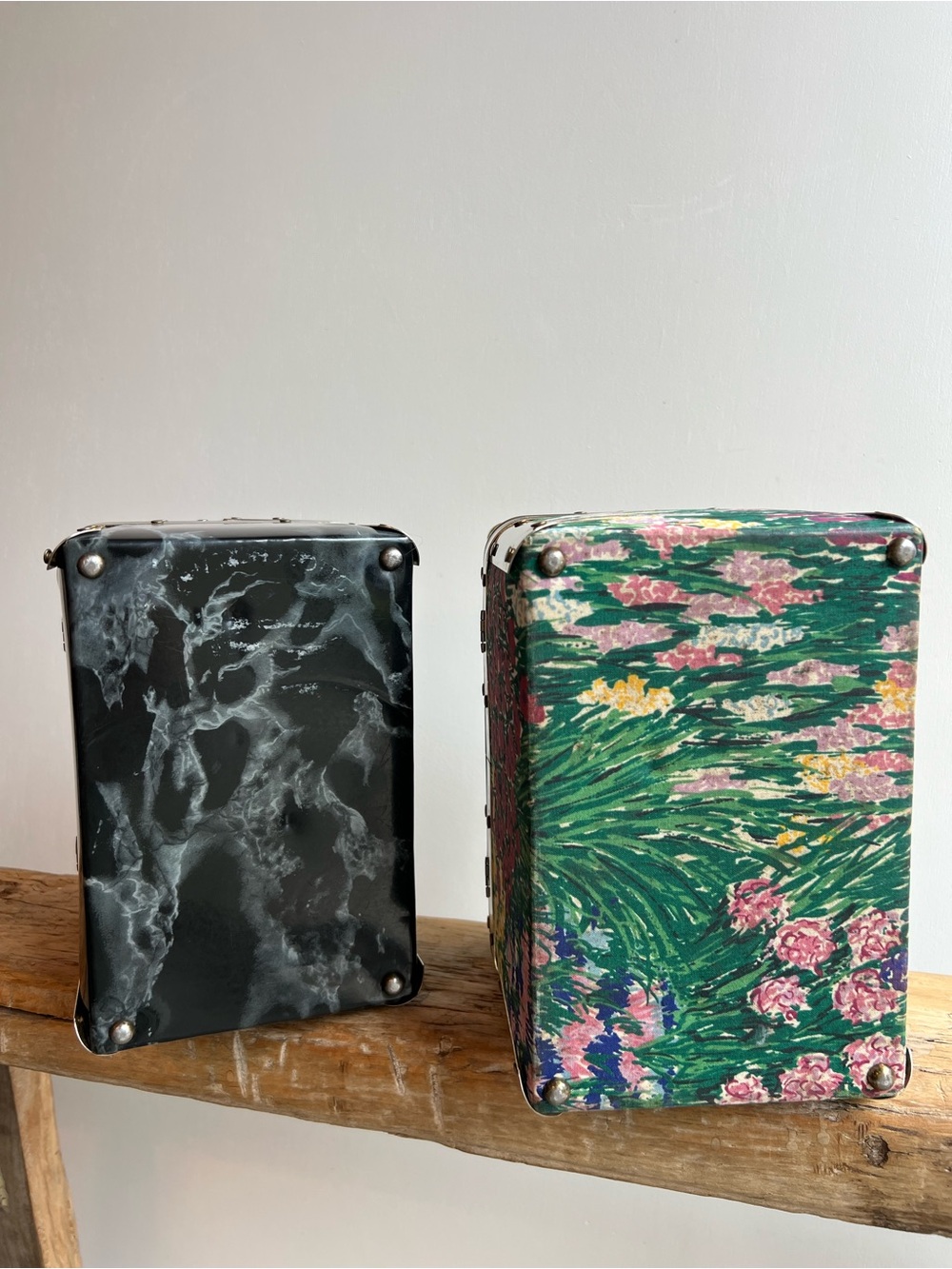 Vintage Borsa Bella Italian Train Case Makeup Trunks • Set of 2 - Picture 10 of 11
